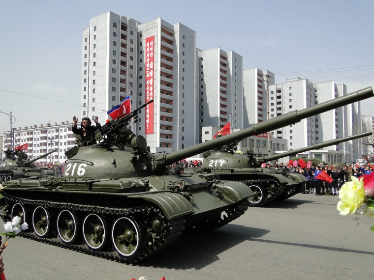 http://www.qsl.net/ah6hy/PyongyangMilitaryParade31.JPG