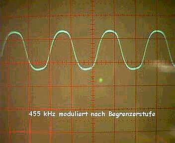 moduliertes 455 kHz Signal begrenzt