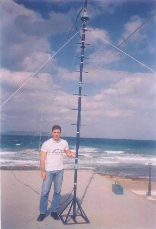 IK8HCG on the roof in 2001
