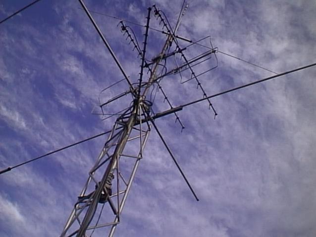 antena.JPG (36481 oCg)