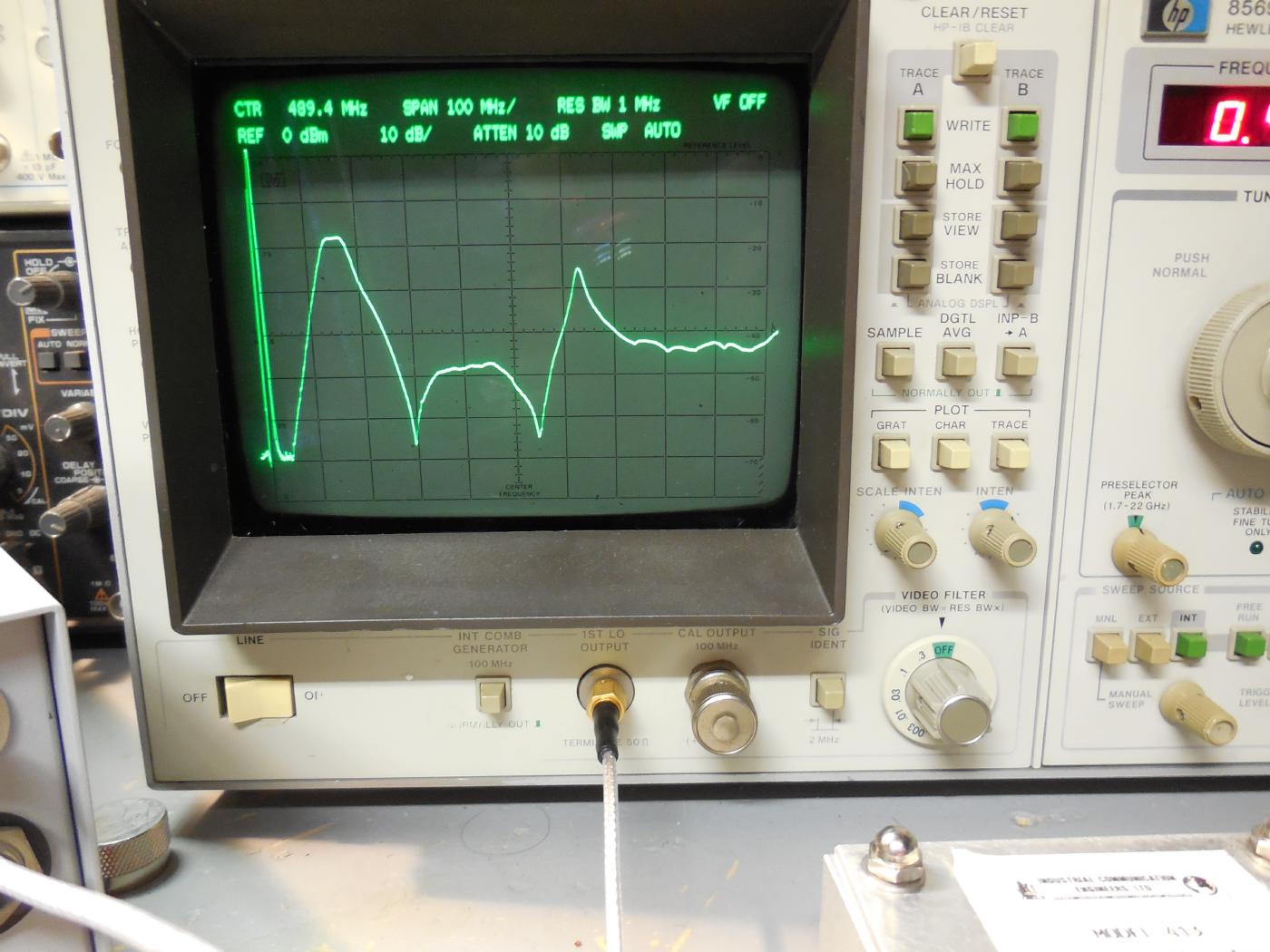 Tracking Generator for a HP8569 Spectrum Analyzer