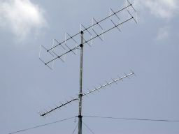 antena2l.jpg (5211 bytes)