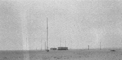 Antennas.JPG (17072 bytes)