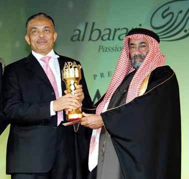 Alhaj Mr. Syed M. Salahuddin,Managing Director,ETA Ascon Star Group receiving the prestigious Outstanding Asian Contribution to ME Development Award from H.E. Obaid Khalifa Jaber Al Marri on December 8, 2007 in Abu Dhabi.