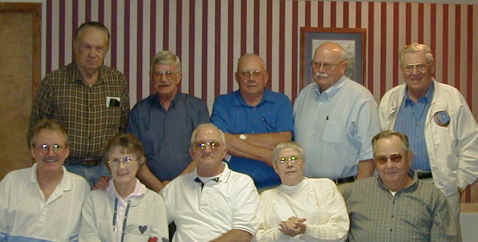 Licensed members at April 2000 dinner