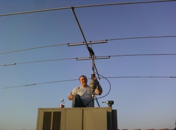 A picture of old man WT6V making some adjustments to the beam. 