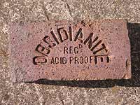 Brick marked Obsidianite