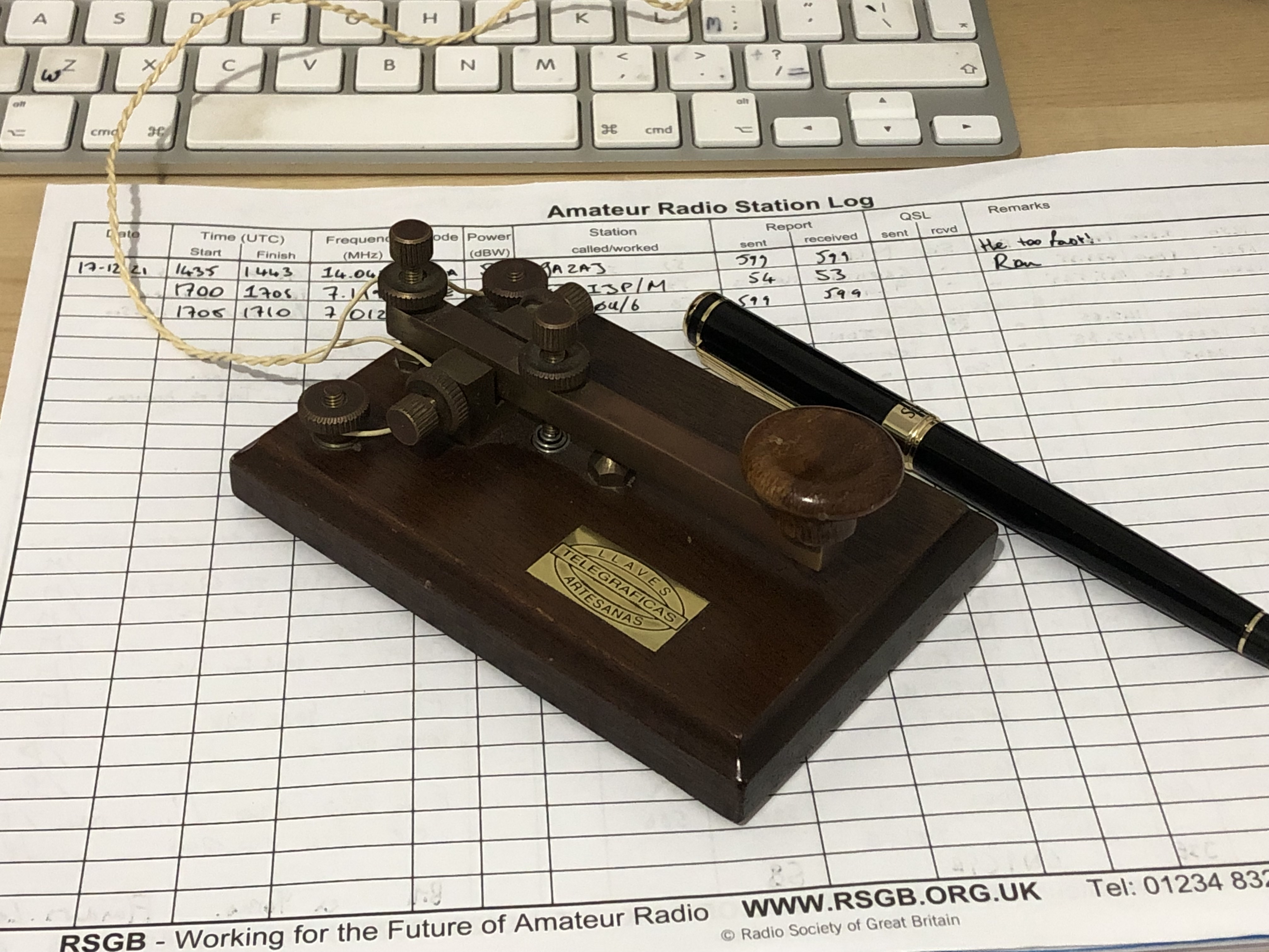 Station Morse key