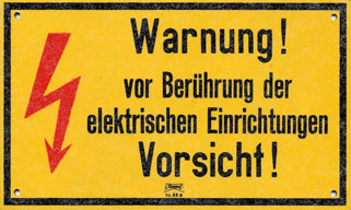Warning! Caution when handling electrical equipment!