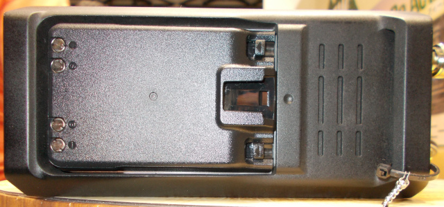 IC-705 rear panel and battery compartment.