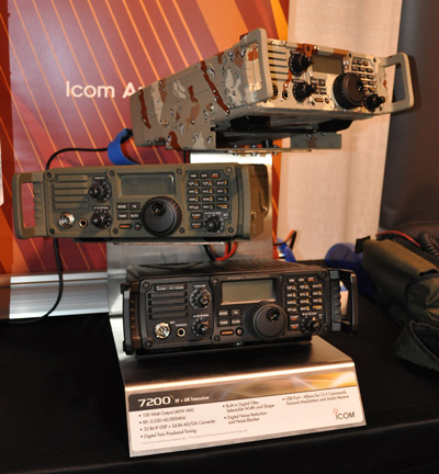 Fig.1: LVOD, Fallujah & standard IC-7200 (top to bottom). Click for larger image. Photo: WZ1P.