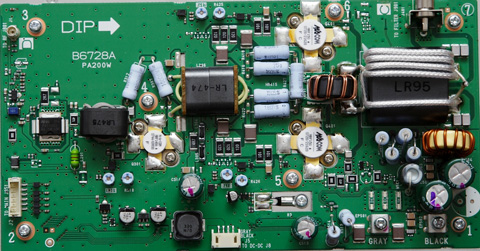 Fig.6: IC-7700 200W PA board. Click for larger image.
