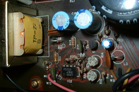 Fig. 5: IC-PS 30 meter calibration board, showing R14 and R15. Photo courtesy K5JN.