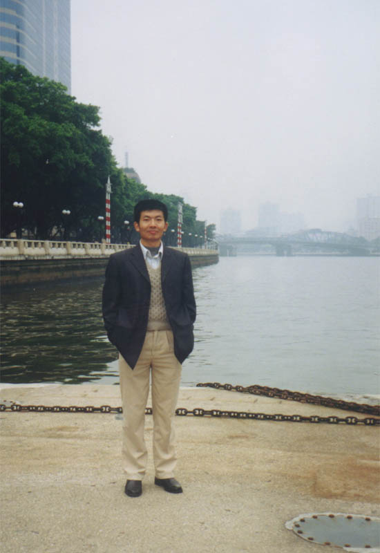 img0065a.jpg (53221 bytes)