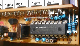 photo of second prototype, separate display- and PIC board