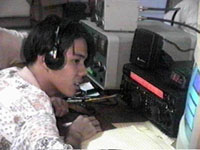 dy1snl.jpg (15329 bytes)