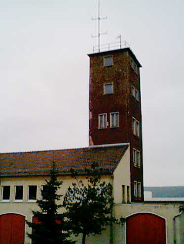 OV-Heim mit "Antennenturm"
