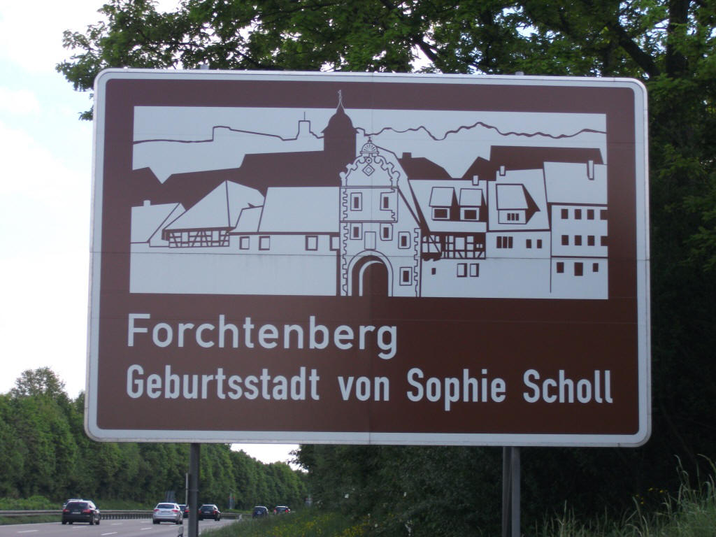 Autobahnschild kurz vor der Ausfahrt Forchtenberg