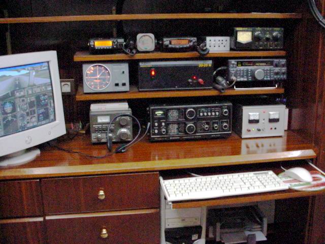 EA2BCA.  Estacin de Radio