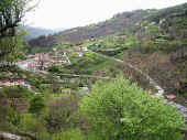 Lago y Vega de Guceo.jpg (88504 bytes)
