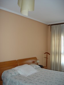 15072006-APARTHOTEL LOS GIRASOLES-HABITACIO-1.JPG