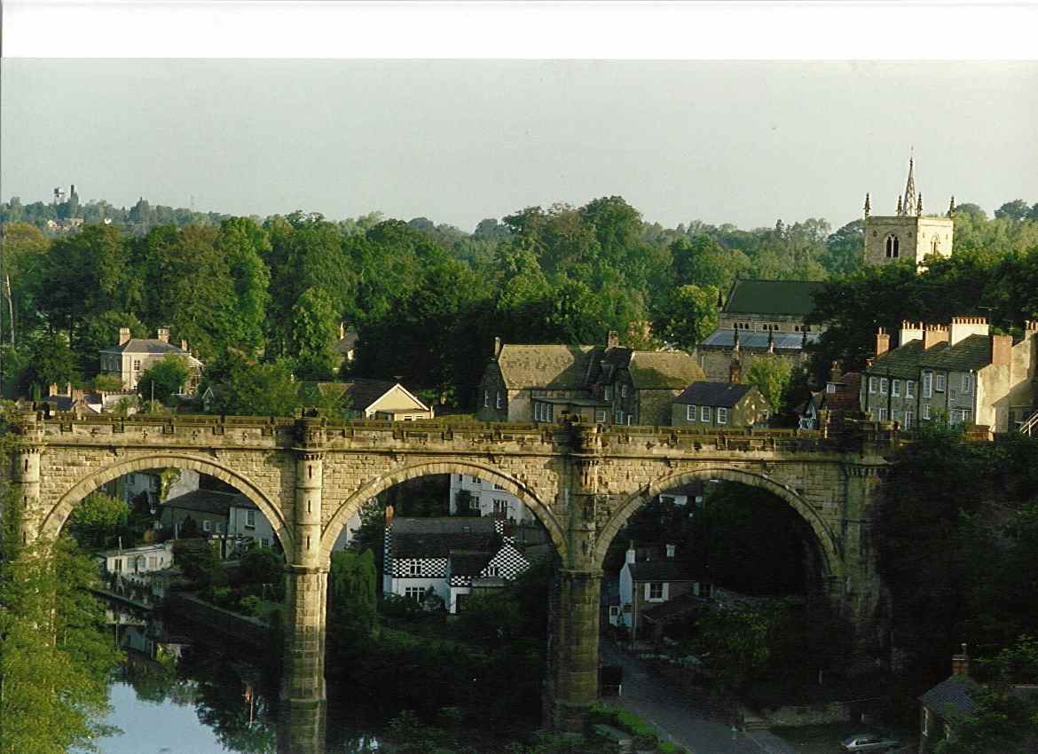 viaduct.JPG (90567 bytes)