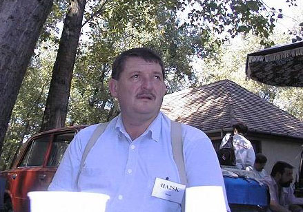 ha2sk.JPG (65853 bytes)