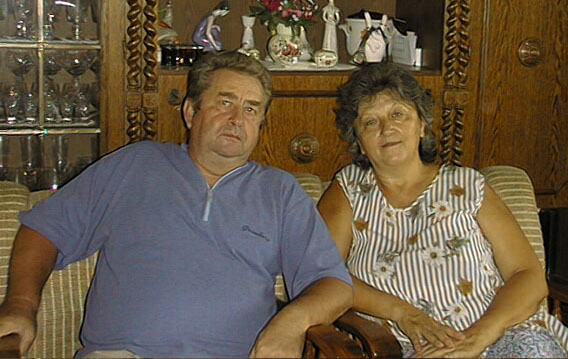 miketten.jpg (61989 bytes)