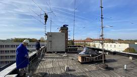 Itt a tetn jobb a terjeds a Facebookon - HA8MC  