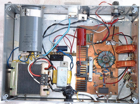 136 kHz 200 W transmitter