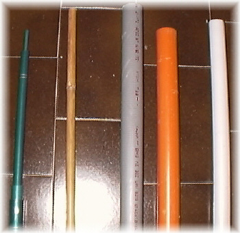 Da sinistra:Canna da pesca-Canna in Bamboo-PVC per usi idraulici-PVC per impianti elettrici