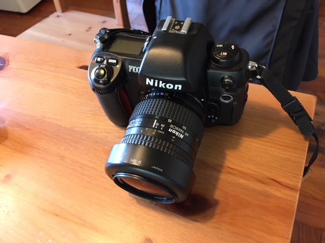 nikon