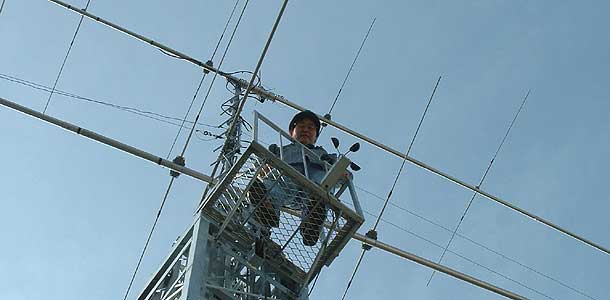 JH1XYR on the Tower