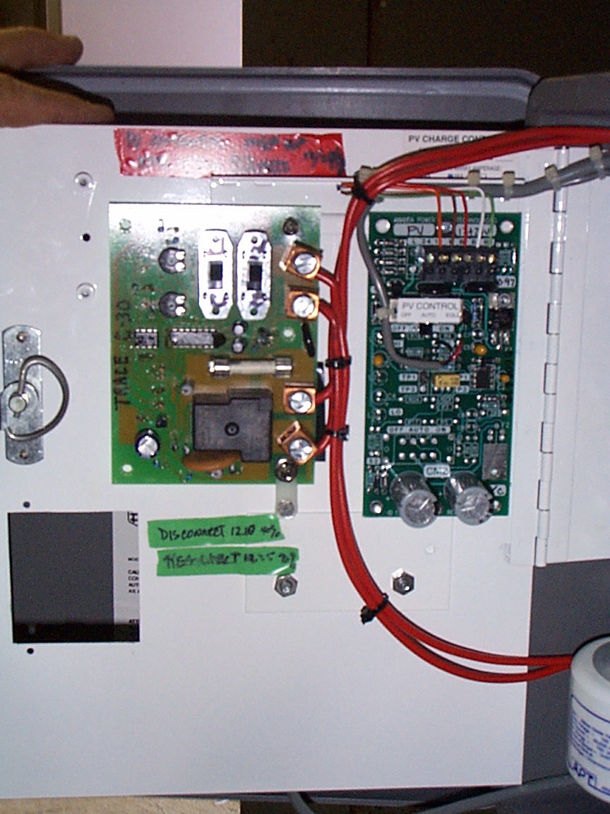 pannel07.jpg (184284 bytes)