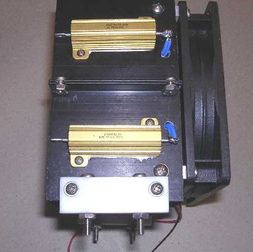 These things dissipate 40 watts each when the load current is 40 amps.