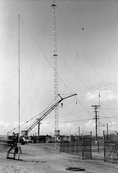 K6NCG - Crane used to put up tower - 1963