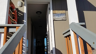 Entrance to Casa Sea Esta VRBO rental.