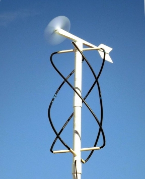 QFH Self Phasing Receiving Antenna