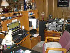 shack.JPG (30692 bytes)