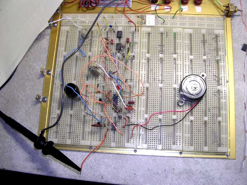 Breadboarded cap ESR meter