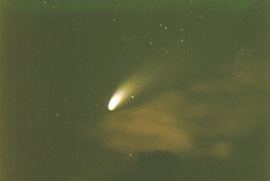Cloud about to occlude comet