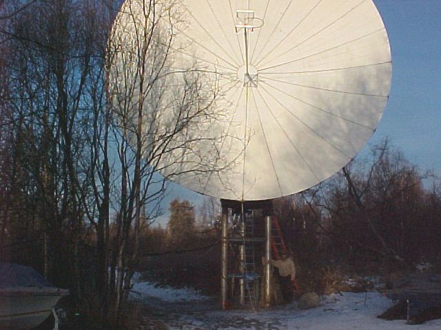 dish4.jpg (63534 bytes)