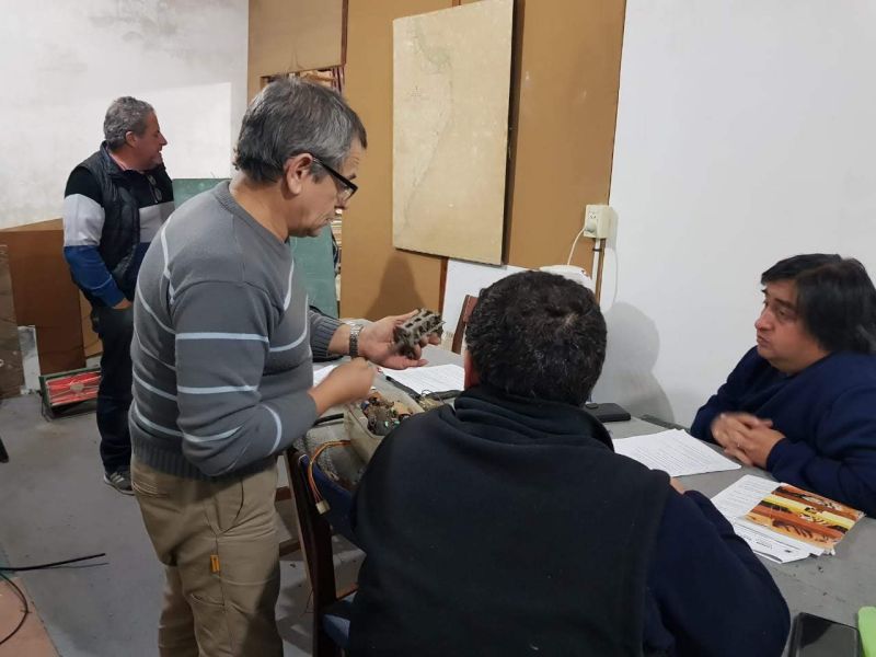 Descripcin: Descripcin: Descripcin: Descripcin: G:\A-PASARxESPACIO\PAGINAS-WEB\LU1EA_NEW\images\CursoRC\IMG-20180711-WA0023.jpg