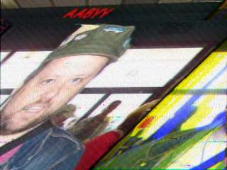 W3raz001.jpg (12054 bytes)