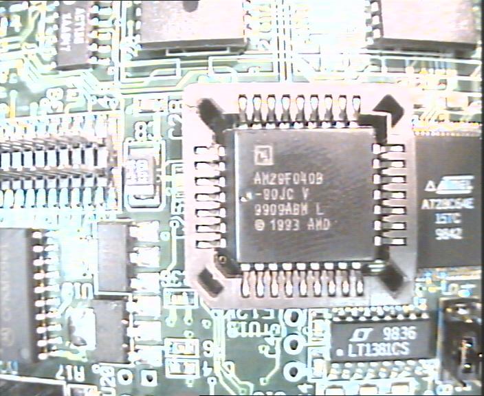FLASH paměť 29F040 (512kb) a PEEPROM 28c64 (8kb) pro konfiguraci pojítka