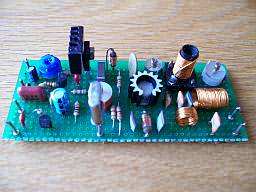 14 MHz (20-meter band) AM/CW QRP HF transmitter