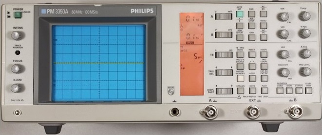 PM3350 osciloscope on
