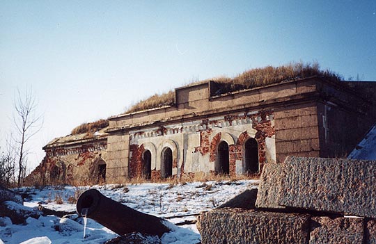 Fort Milutin Is., February 2001