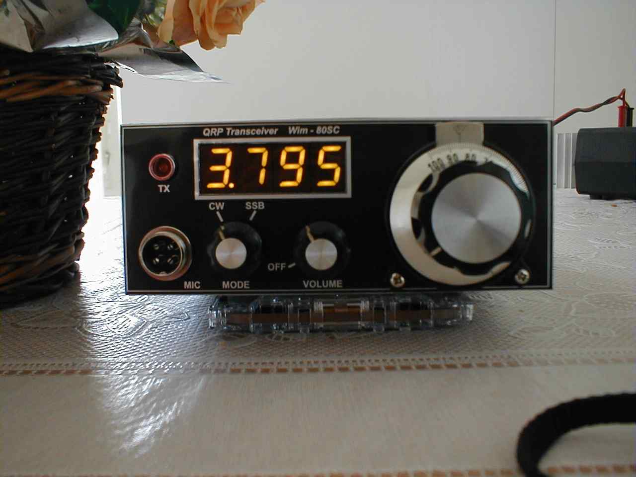 80m QRP - front.jpg (65018 bytes)