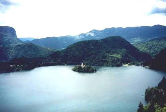 One more picture of Lake and Island